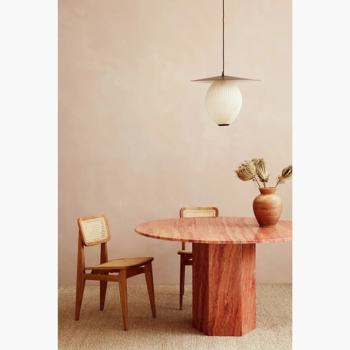 GUBI Epic Dining Table 詳細画像 4