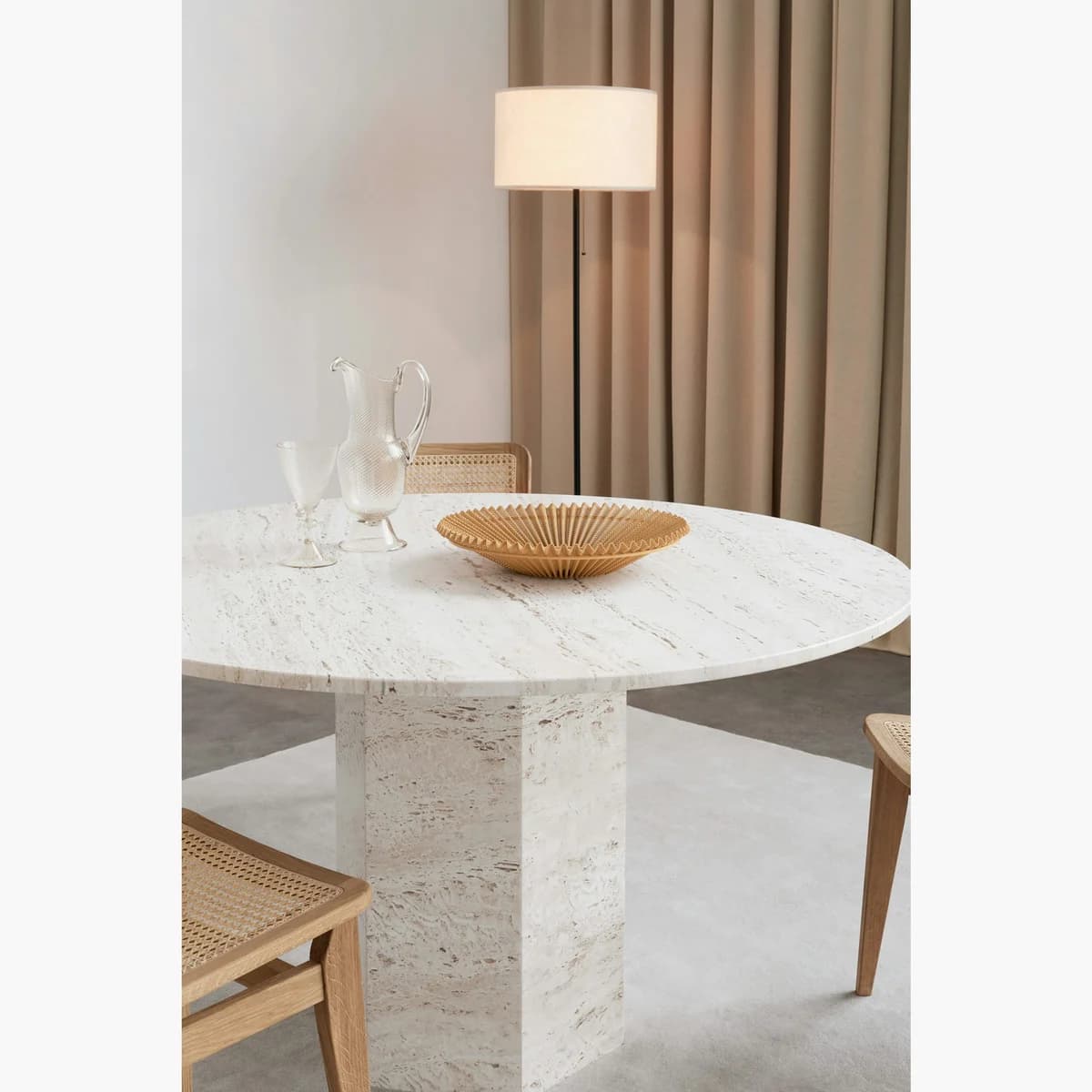 GUBI Epic Dining Table 詳細画像 6