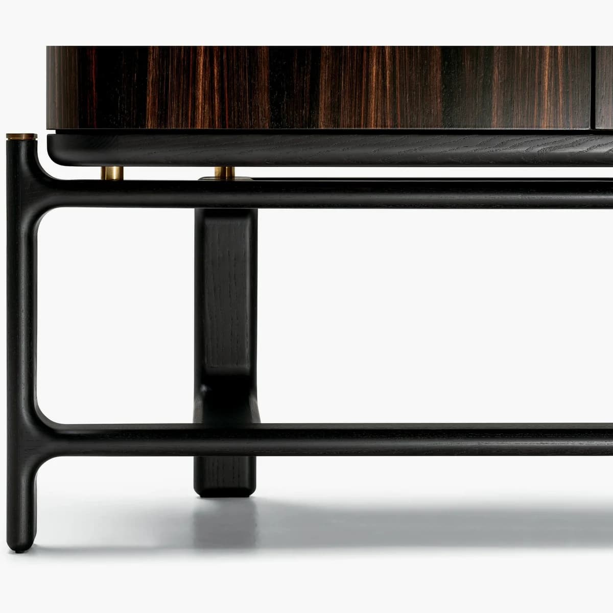Poltrona Frau Duo Bar Cabinet 詳細画像 5
