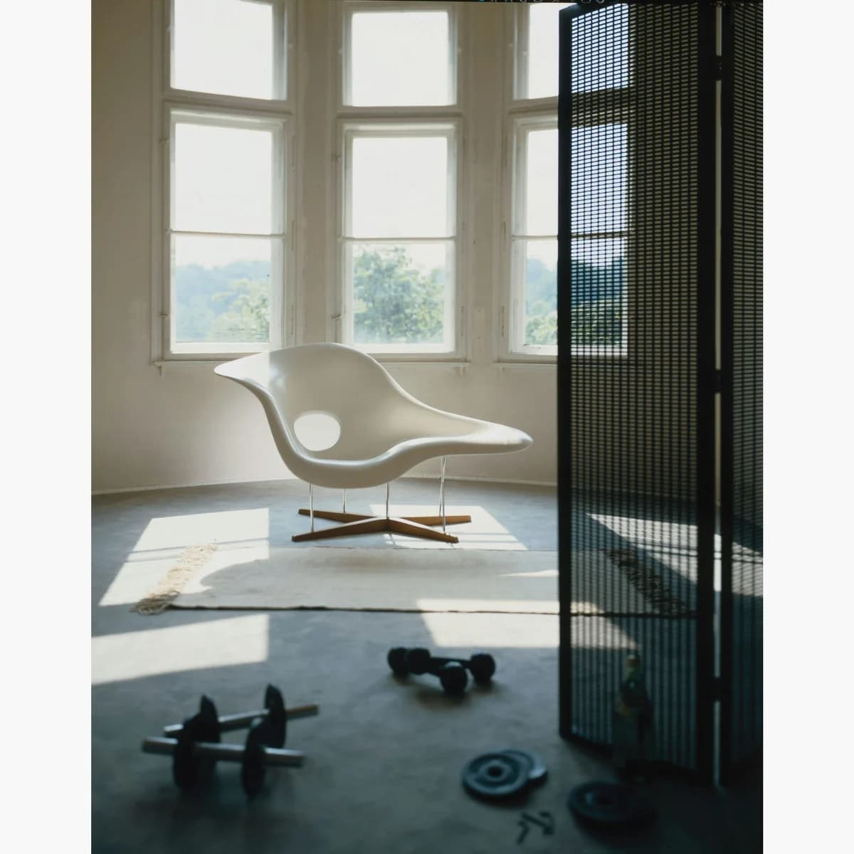 Vitra Eames La Chaise 詳細画像 1