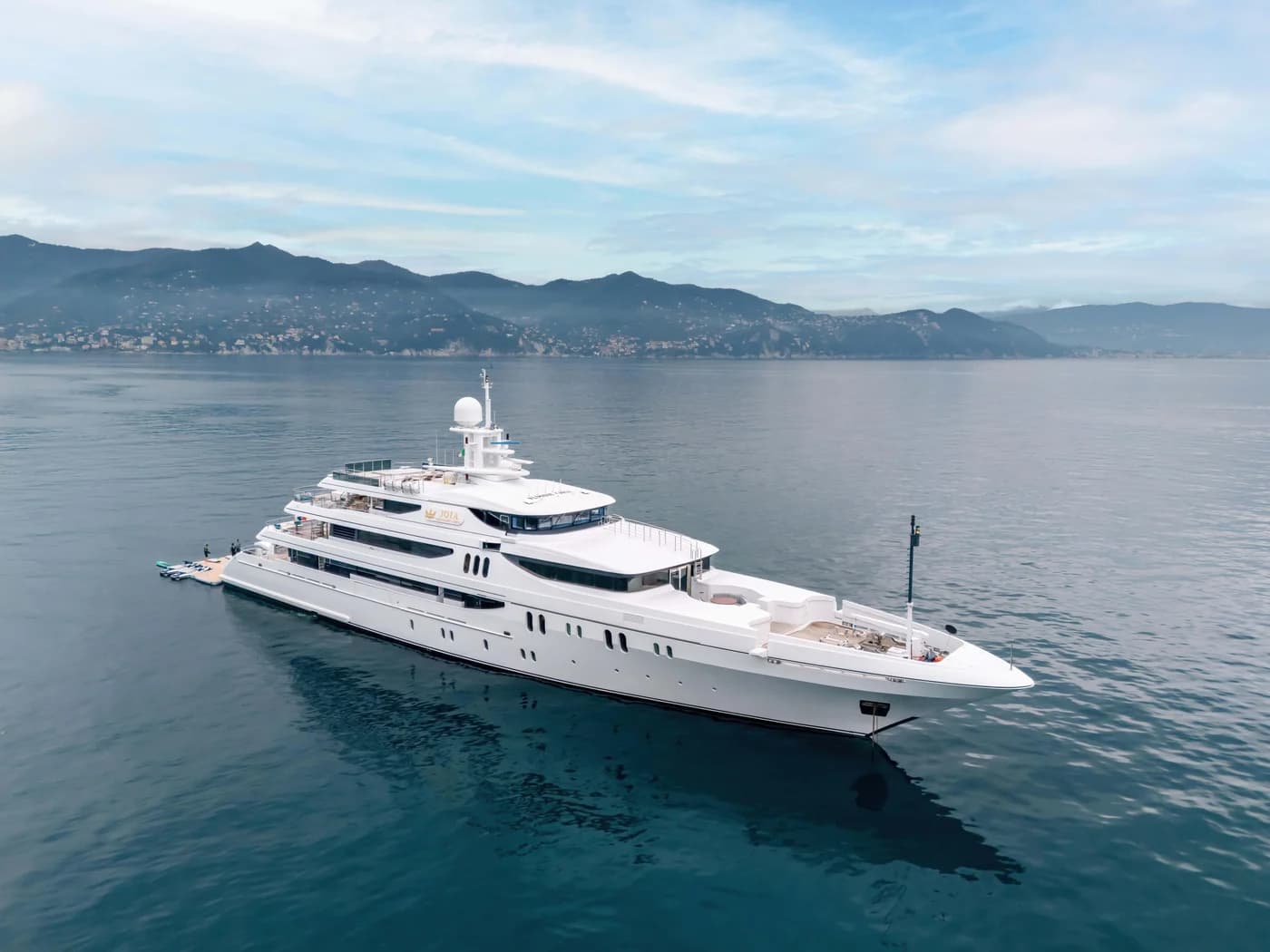 65m JOIA THE CROWN JEWEL ヨットチャーター メイン画像